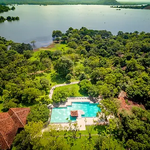 5* Resort Amaya Dambulla