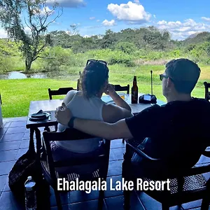 3* Resort Ehalagala