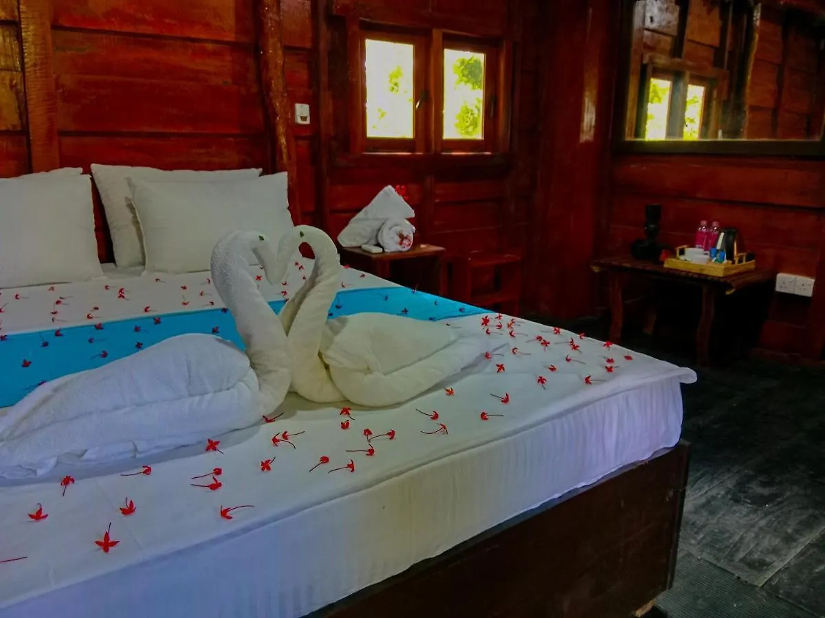 Ceylon Amigos Eco Resort Sigiriya