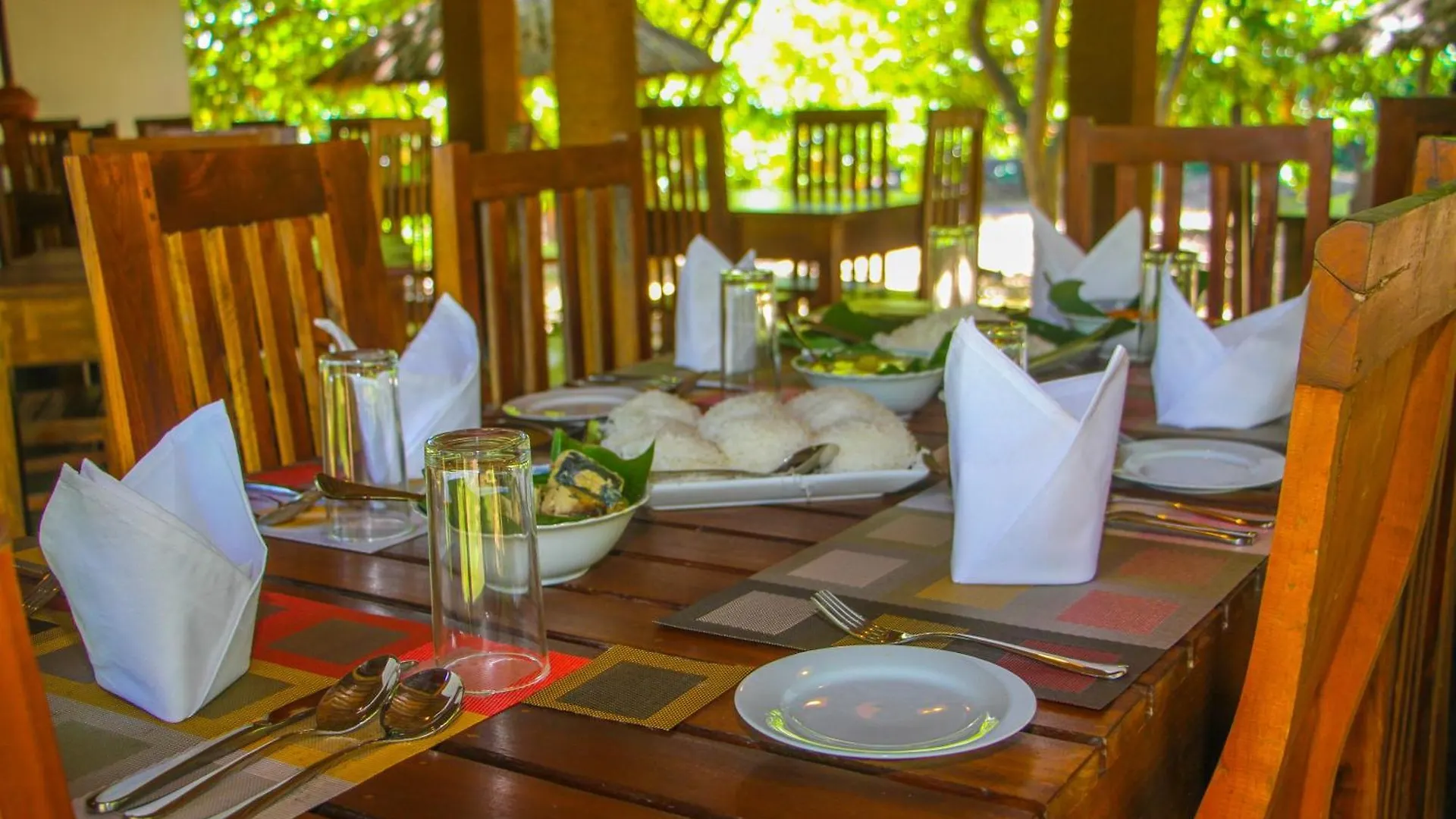 Ceylon Amigos Eco Resort Sigiriya